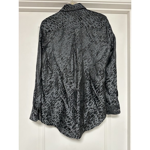 Equipment Femme, Women's Long Sleeve Button-Up, Black Animal Print Silk Blend XS - Picture 3 of 8